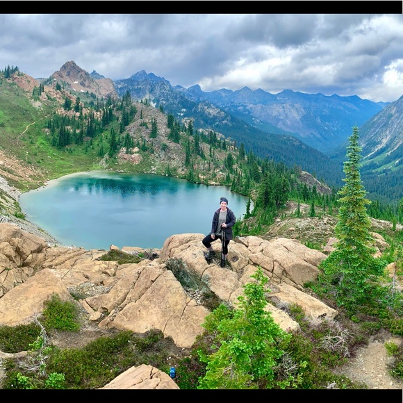 Meet your Posher, Charlene - Picture 1 of 1